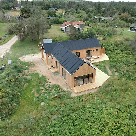 Newly Built 300 Metres From The Sea *